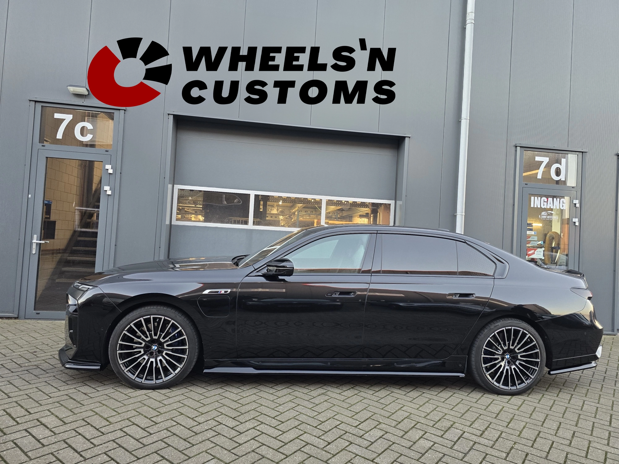 BMW 7-Serie G70 Voorzien van Maxton Design onderdelen