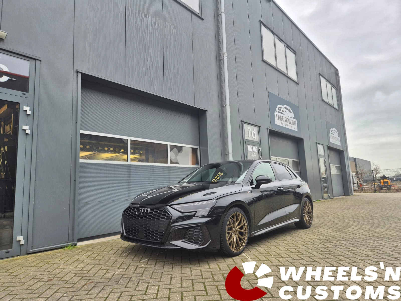 Audi A3 8Y - 79Wheels SV-C 18 inch 5x112 ET45 66.6 kg SBR - Satin Bronze 