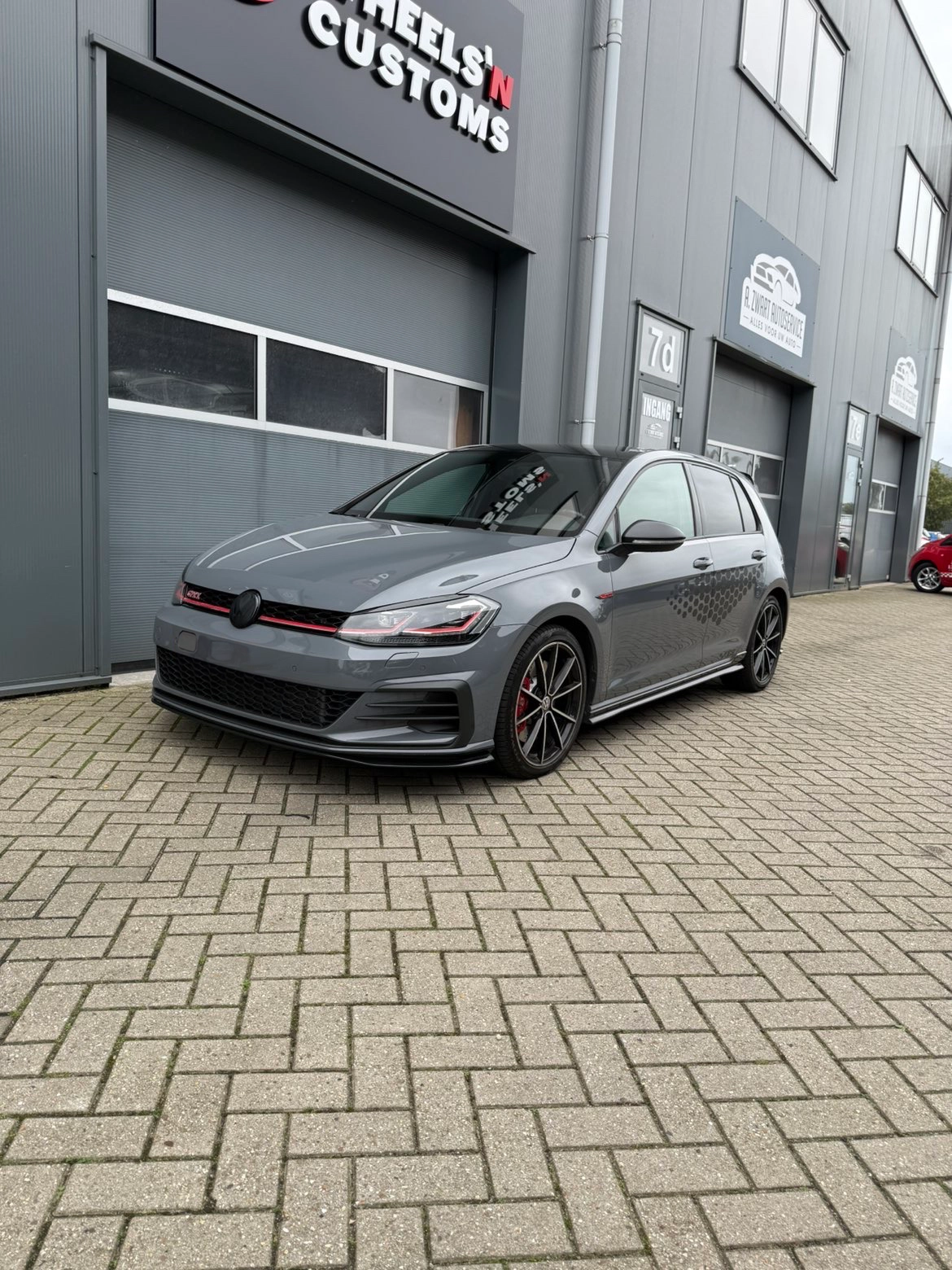 Strakke spoiler upgrade voor deze dikke Volkswagen Golf GTI TCR! ðŸðŸ”¥