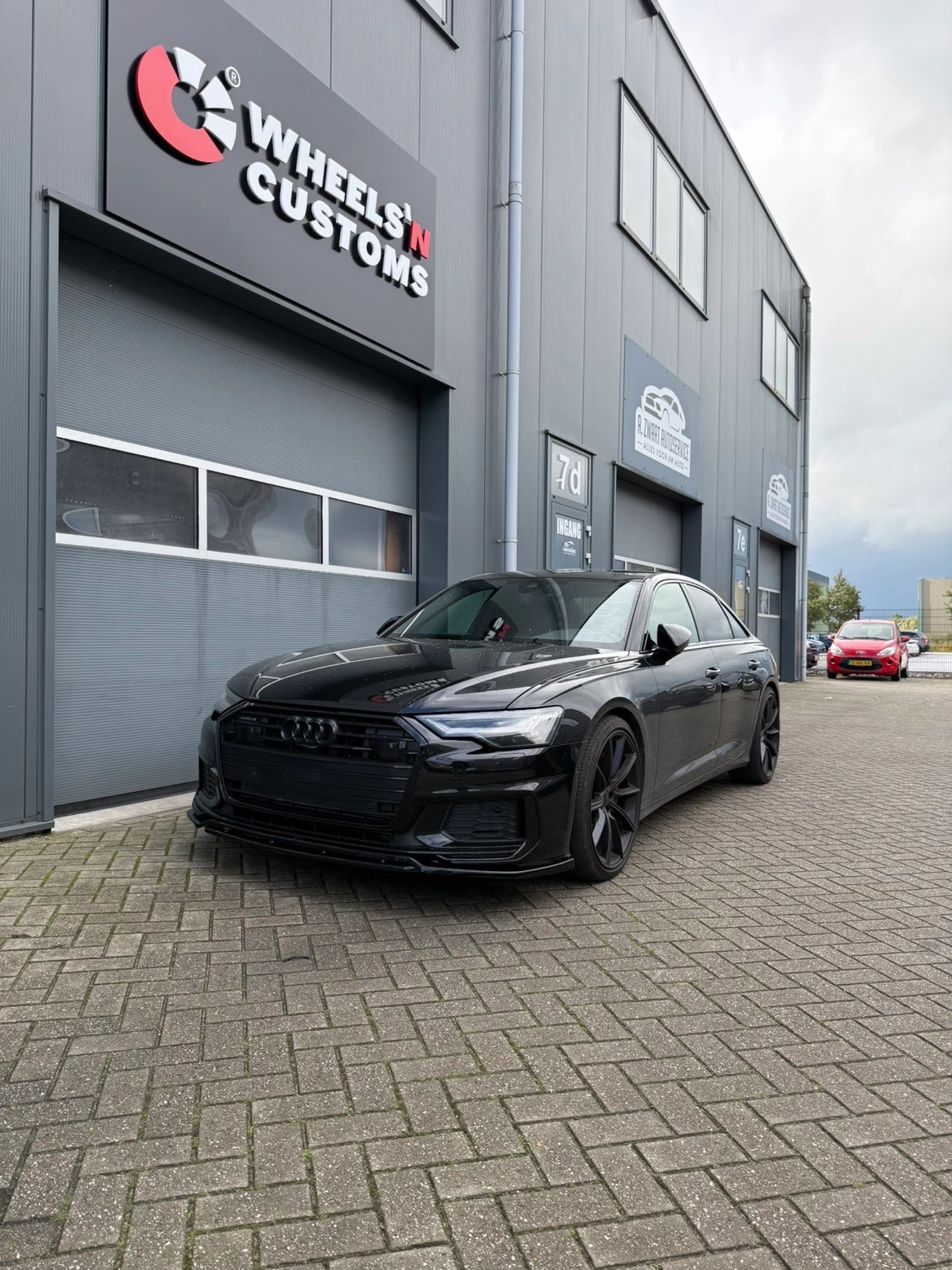 Agressieve Front Splitter V.3 voor deze stijlvolle Audi A6 C8 S-Line! ðŸ–¤ðŸ”¥