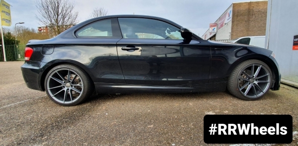 BMW 1 serie E82 - 18 inch Veemann V-FS25 - Gloss Graphite - 5x120 8J ET35 + 9J ET38.