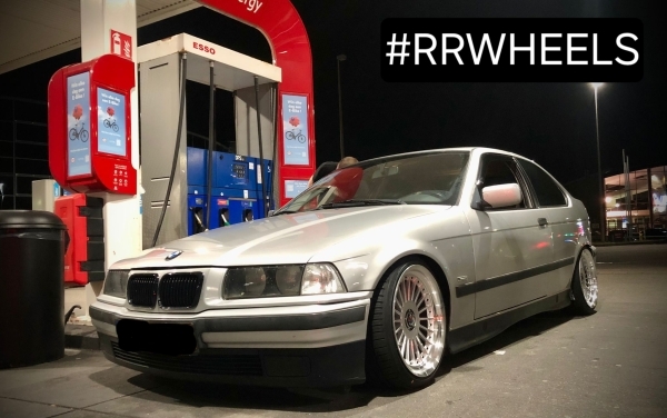 BMW E36 - 17 inch YKW Alpina stijl - 5x120 8J ET20.