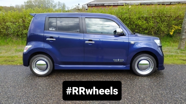 Daihatsu Materia - 16 inch Presidential Wheels - 4x100 7J ET30.